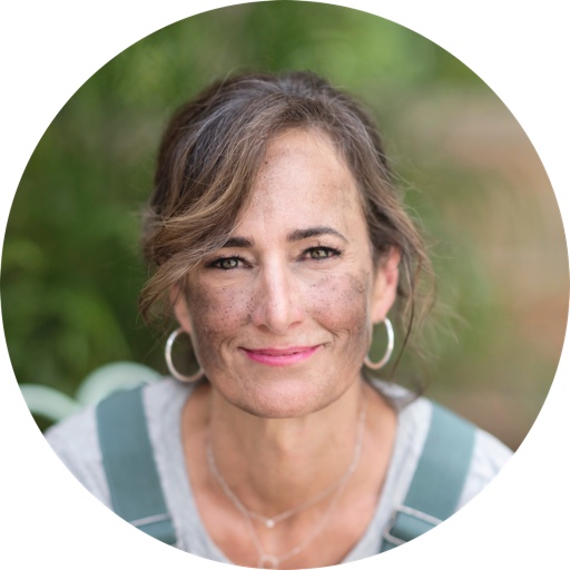 ContainedCreations on LTK