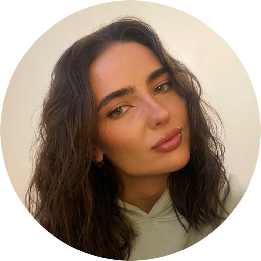 Angieholdenn on LTK