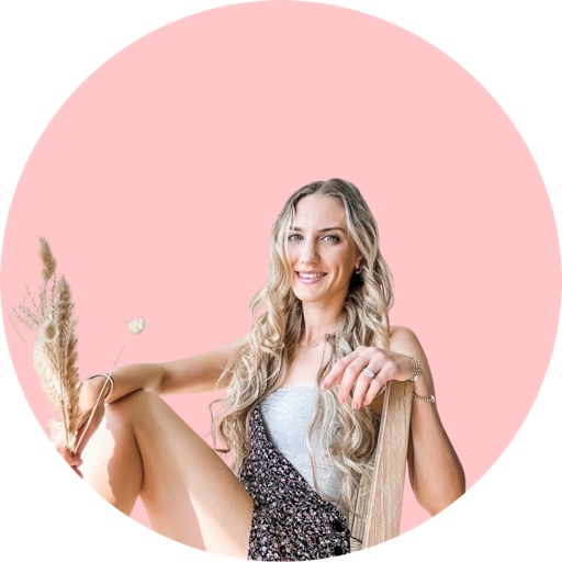 Playlearnbond on LTK