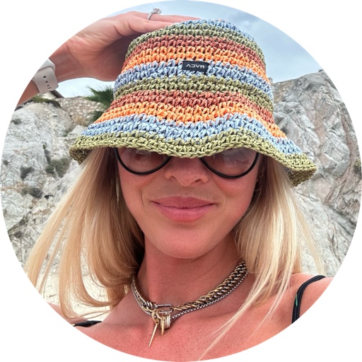 Julia_Willis on LTK