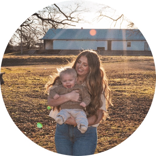 Alexiabluntcauley on LTK