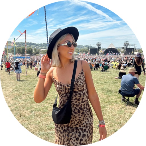 Travelsbytash on LTK