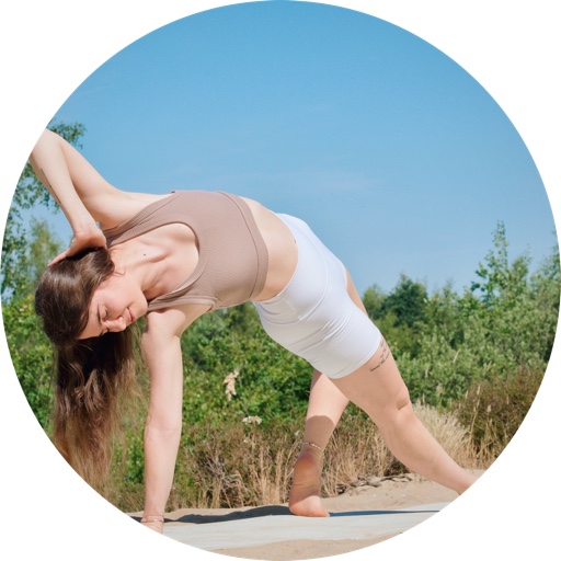 YogawithMelanie on LTK