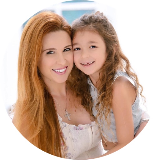 thetravelingred on LTK