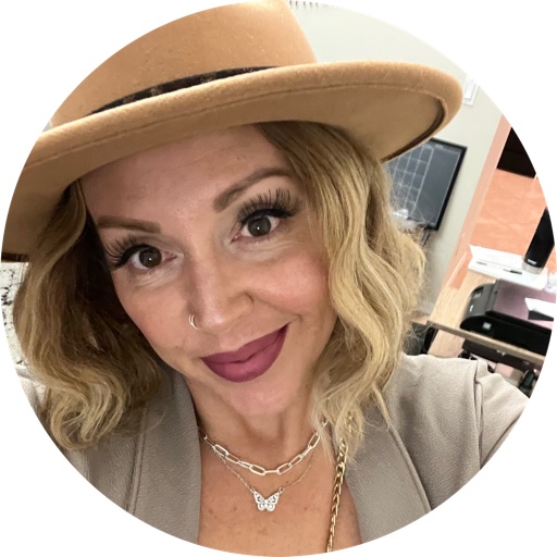 FashionablyLateMama on LTK