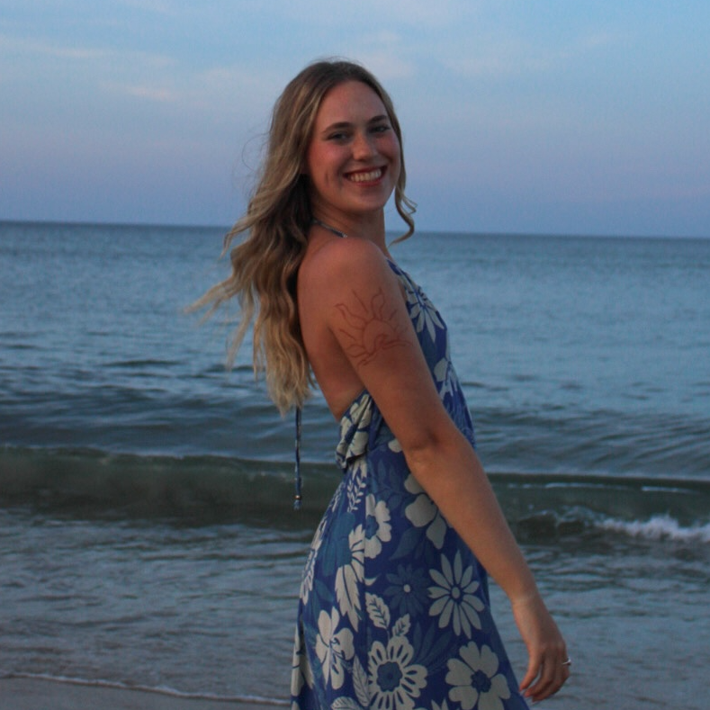 Caroline_Paulin on LTK