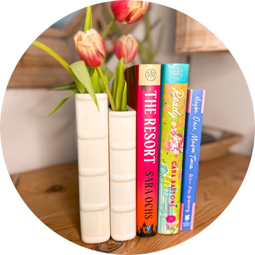 Books_blooms_andbooze on LTK