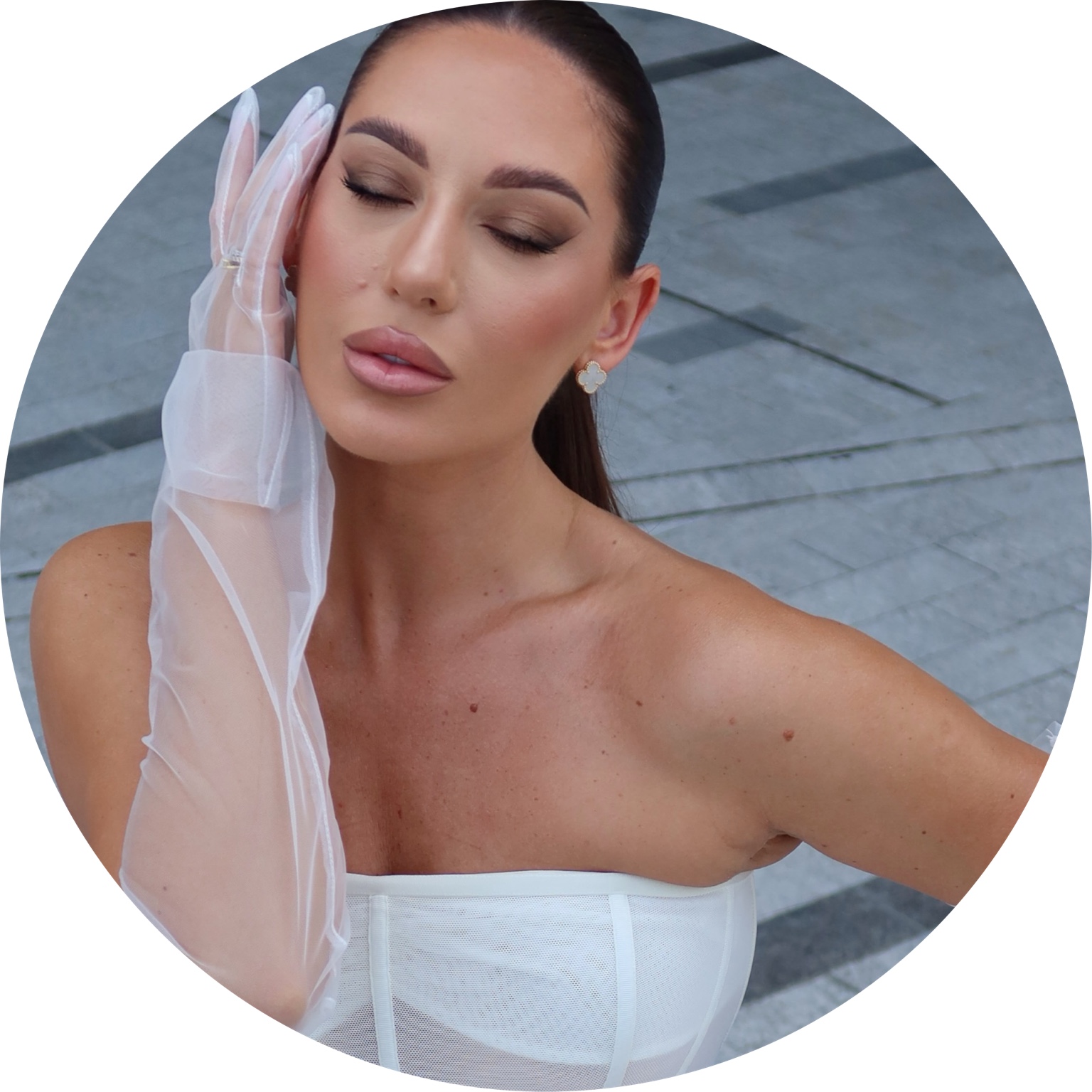 Victoria_Lazaruk on LTK