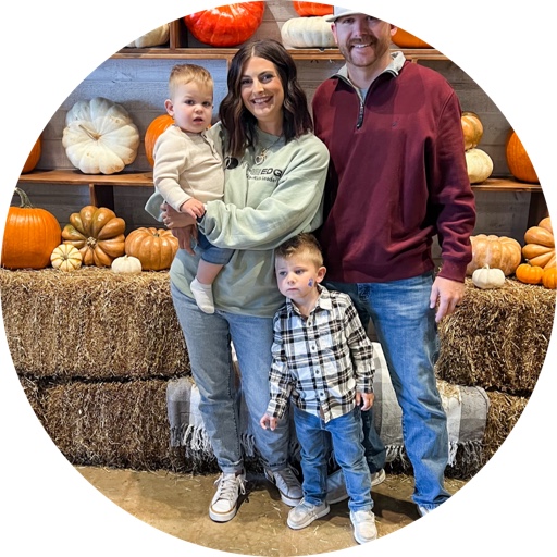 AshleyKlinkerman on LTK