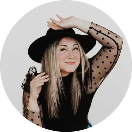 Dr._Alyssa_Hickey on LTK