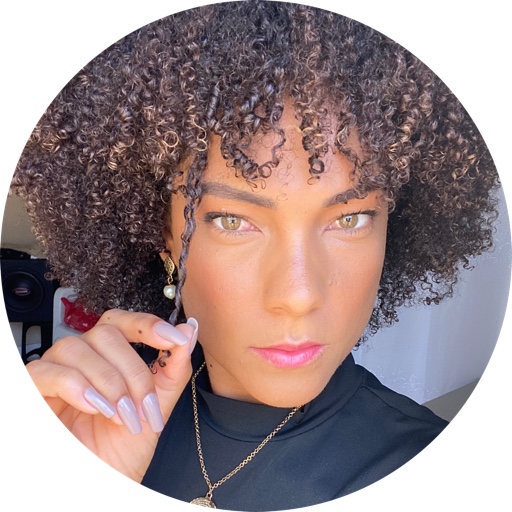 Viviane_santana_ on LTK