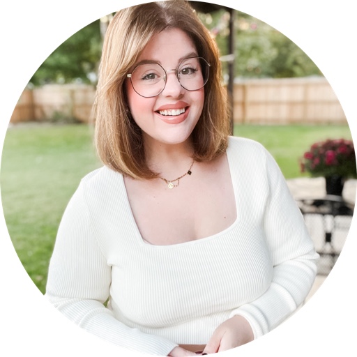 allisoncurvycasual on LTK