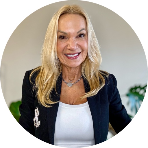 Elizabeth_Resnick on LTK