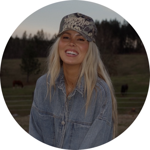 hannahbyathread on LTK