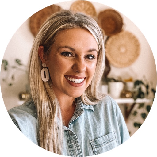 AleeshaThomas on LTK