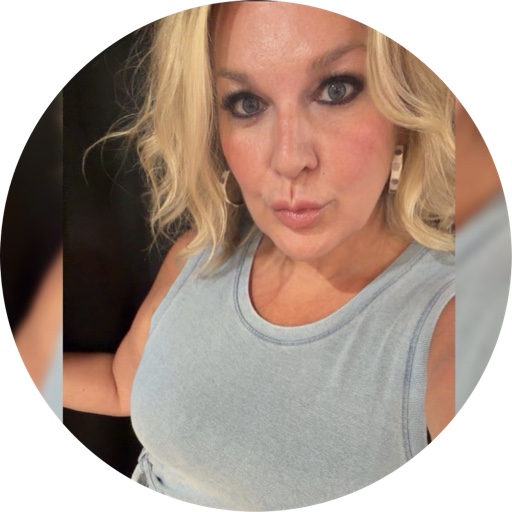Blonde_in_a_Benz on LTK