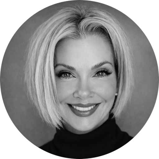 Mrs._Kari_Clark on LTK