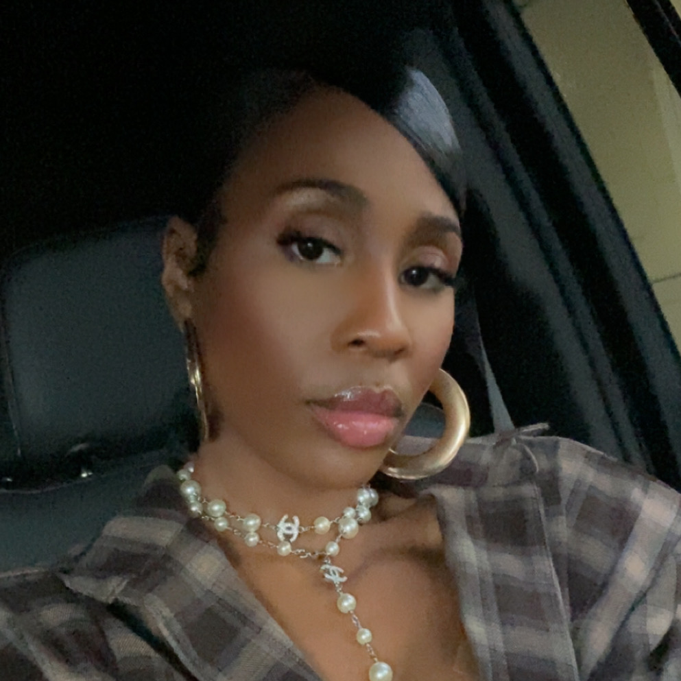 TheCaseGirl_Edit on LTK