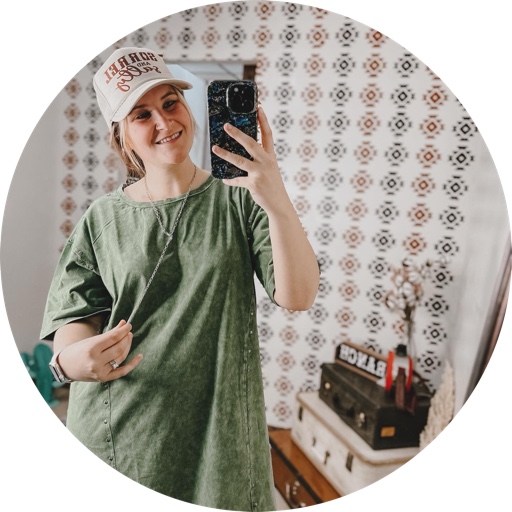 Cassidy_🖤 on LTK