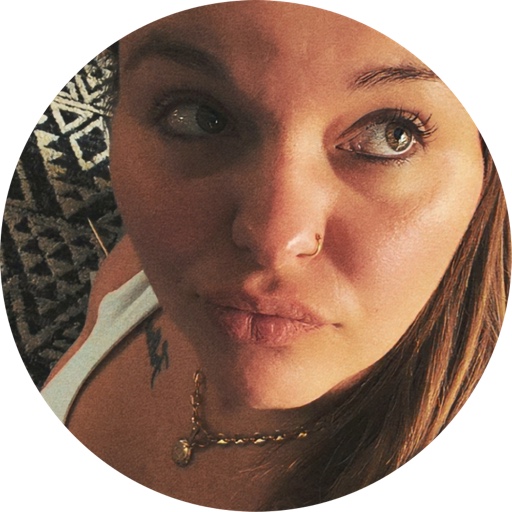 Nicole_Lynne on LTK