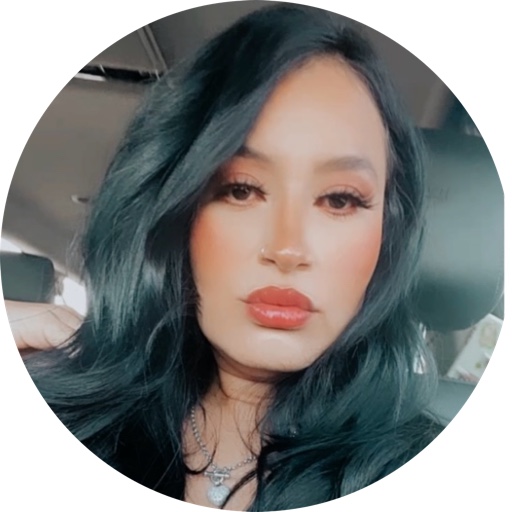 FancyToesJulia on LTK