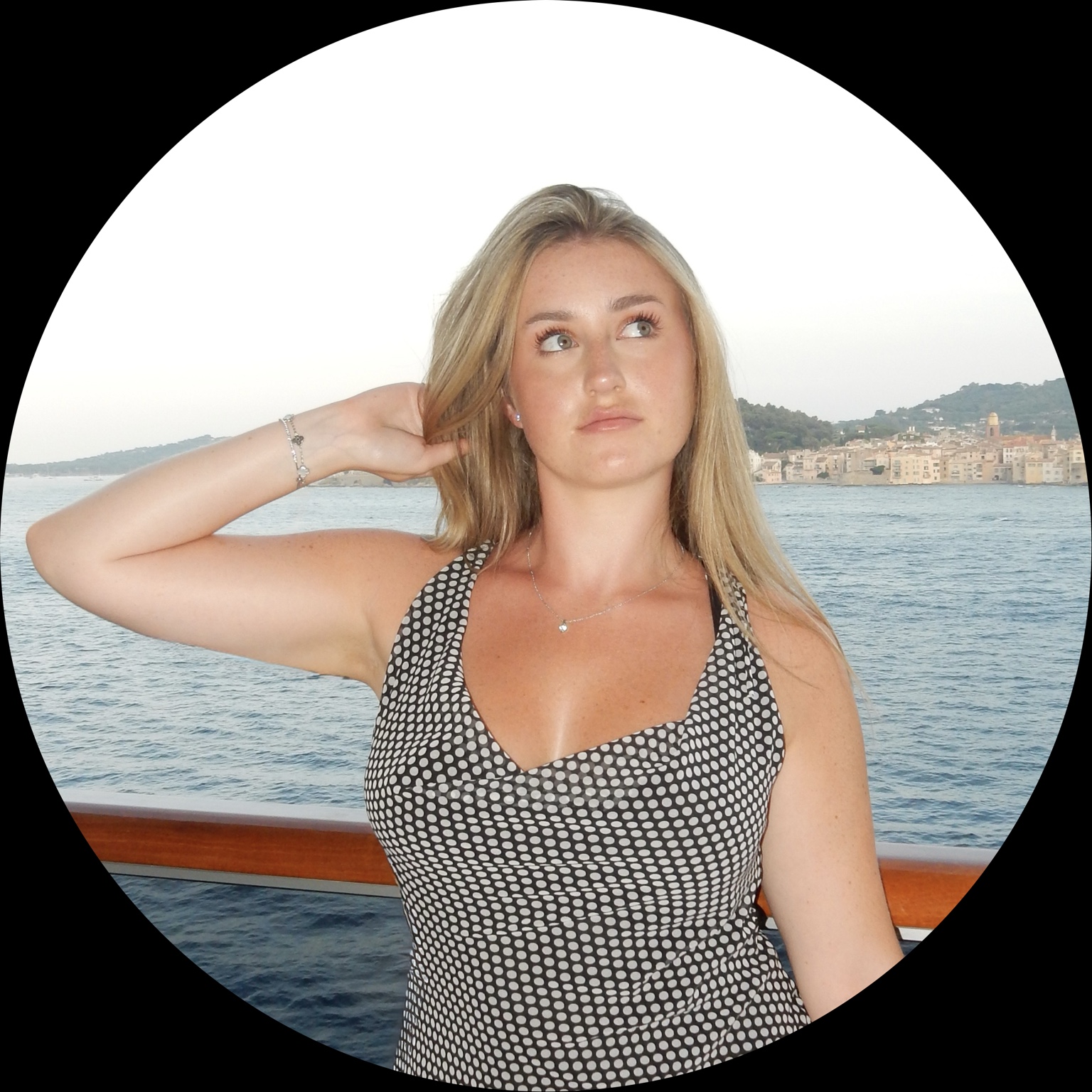 Jasmineholburn on LTK