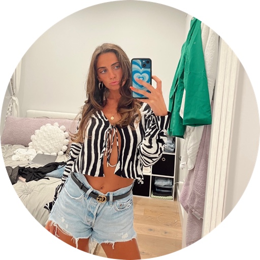 Itsniicolehull on LTK