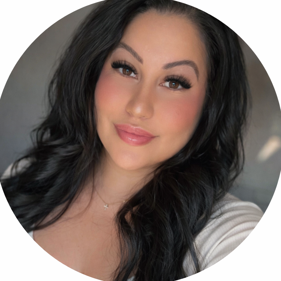 Querida_Essentials on LTK