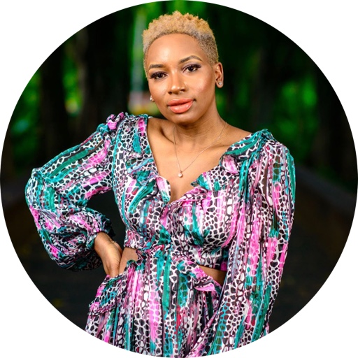 Stylebyflossy on LTK