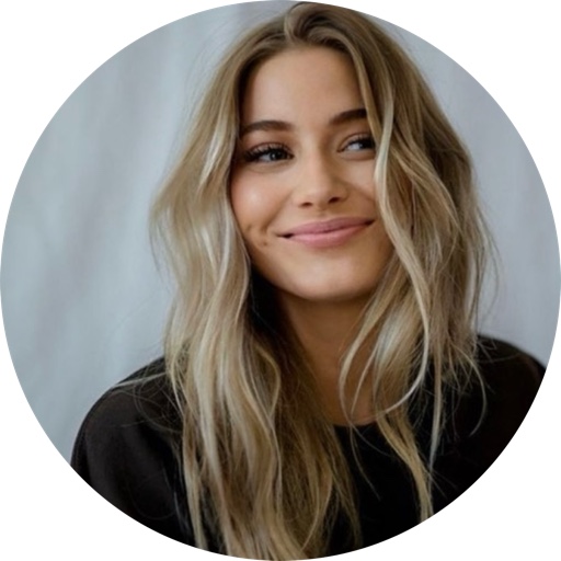 Alexandraknobbe on LTK