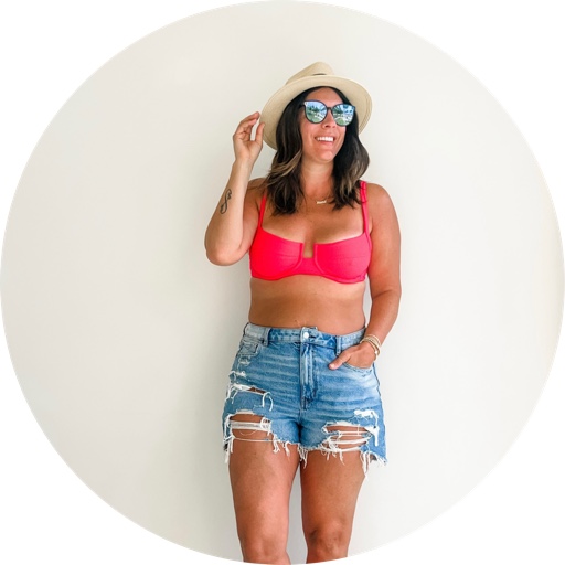 ModernMessyMom on LTK