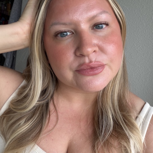 Kalondra_Calvert on LTK