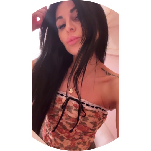 simplyedgychic on LTK