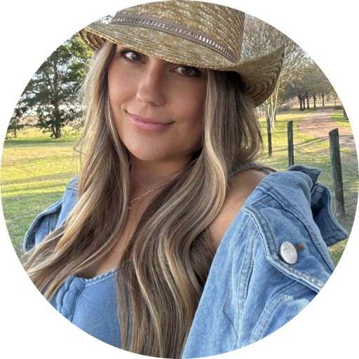 AshleyMcCauley on LTK