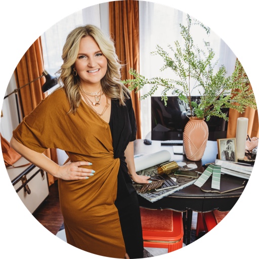 Angela_Holland on LTK