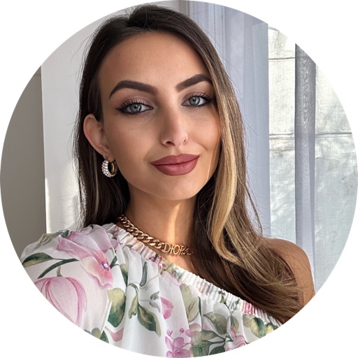 Michaela_styling on LTK