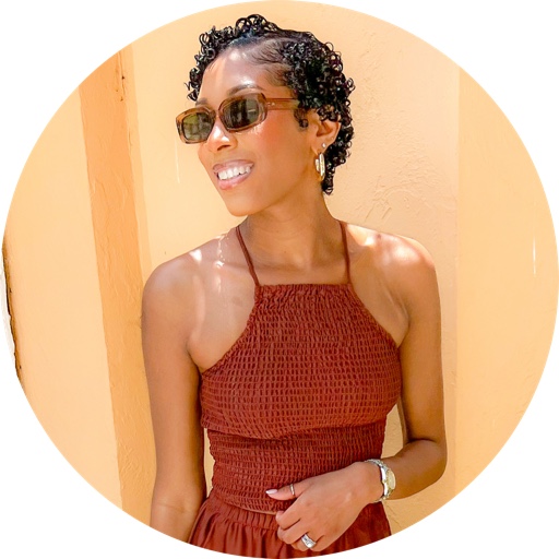 daniellemoneknight on LTK