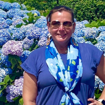 NECoastalCreative on LTK