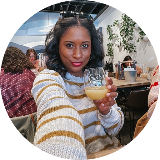 thebigbluedebutante on LTK