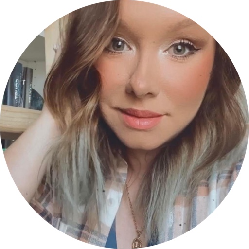 jennareadsbooks_ on LTK