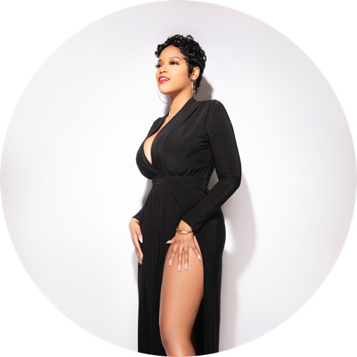 Itslauravibess on LTK