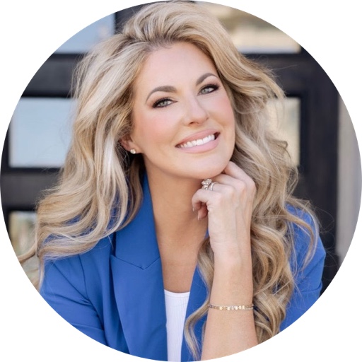 Stephanie_Schlund on LTK